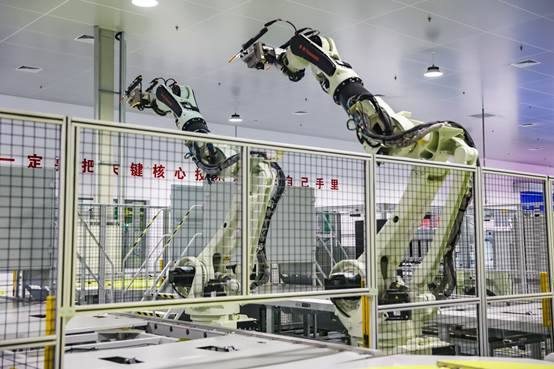 探秘智能工厂 可变长安启源E07的数字化制造之旅